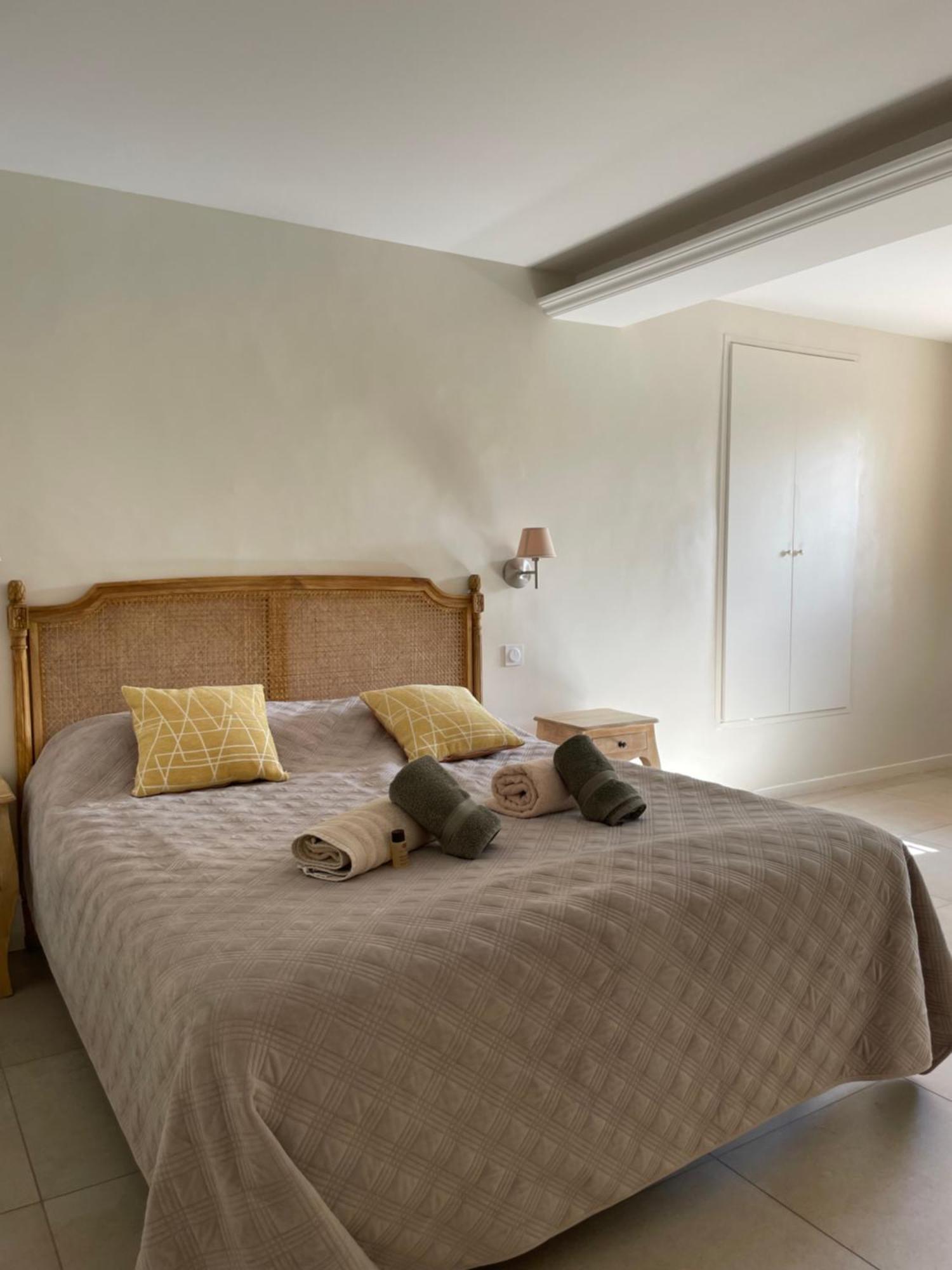 Le Chateau Des Costes Le Castellet  Esterno foto