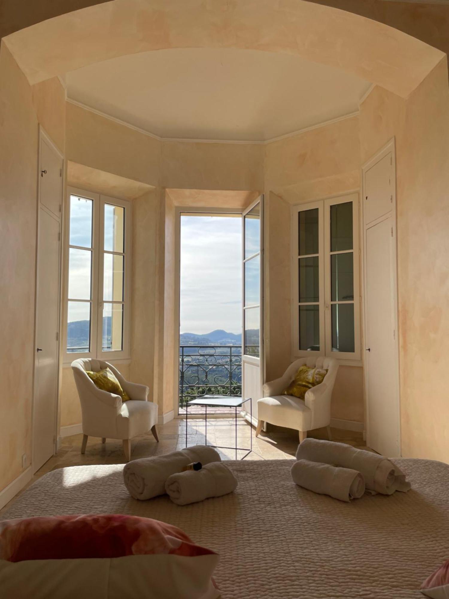 Le Chateau Des Costes Le Castellet  Esterno foto