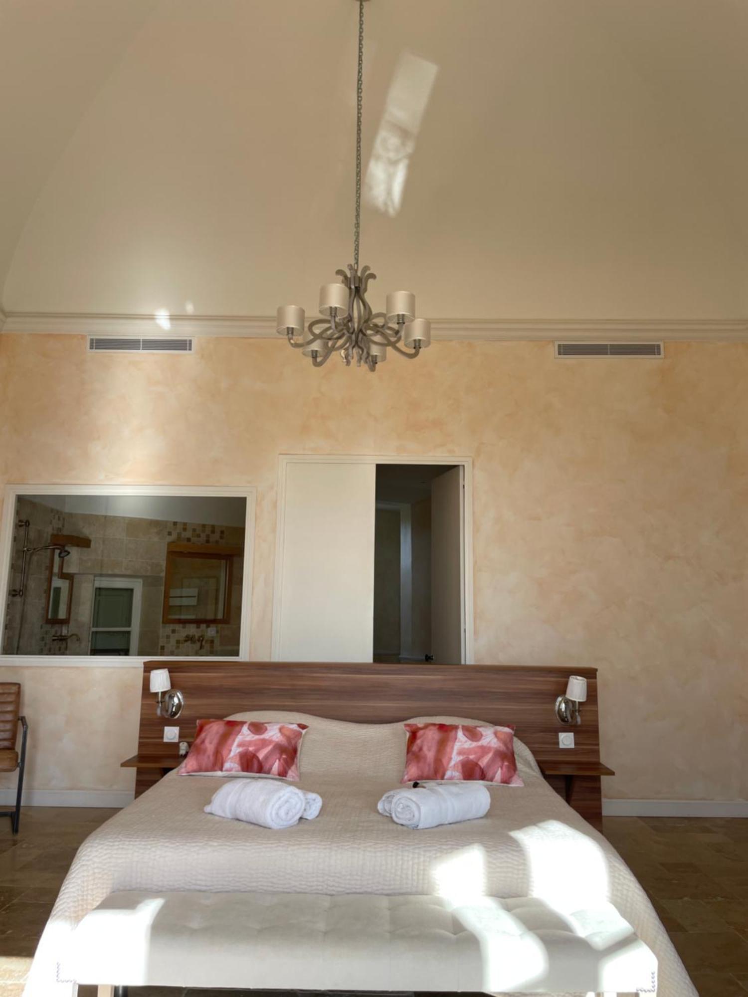 Le Chateau Des Costes Le Castellet  Esterno foto